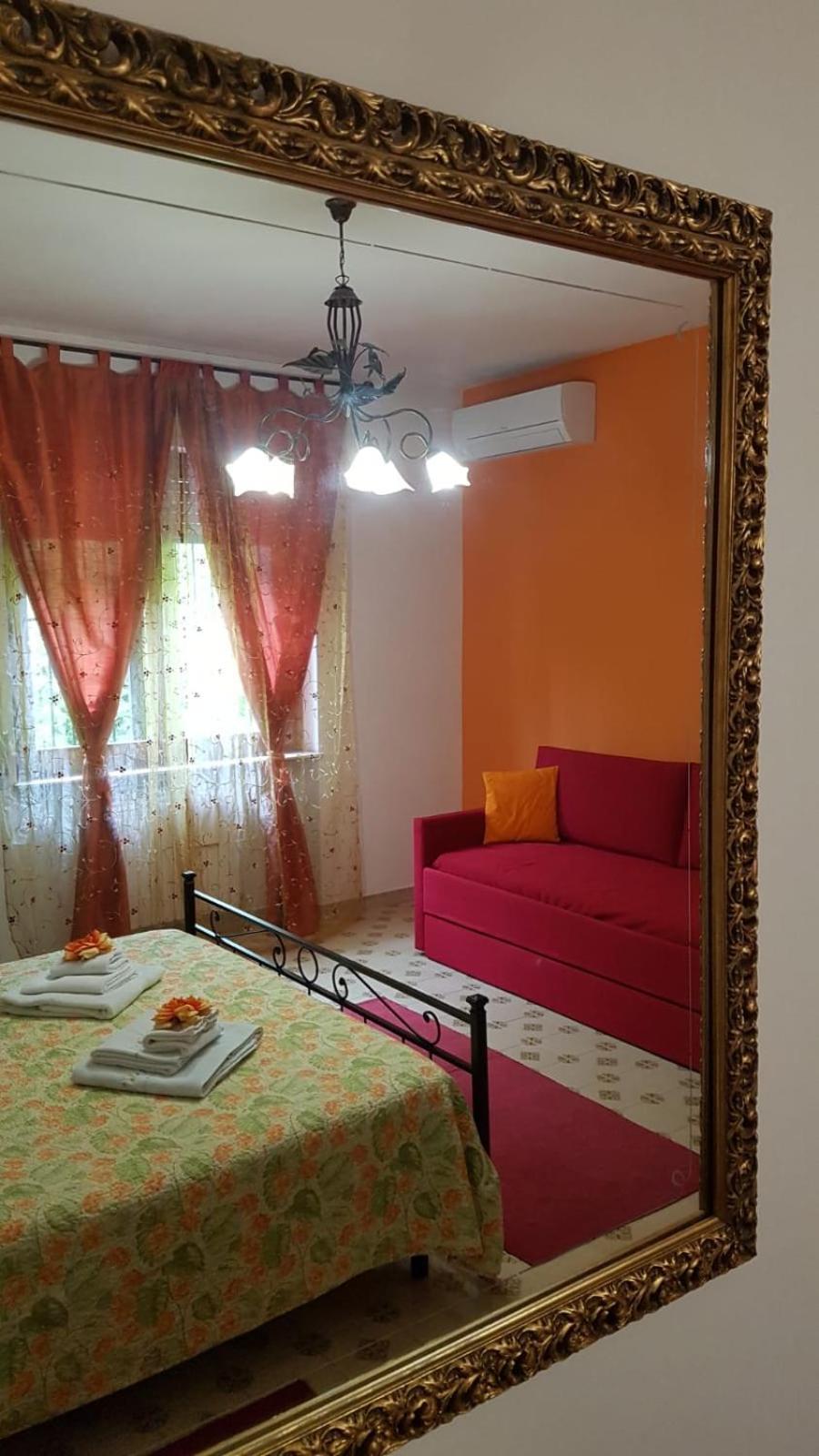 B&B Villa Mirella Casnate Con Bernate Eksteriør billede