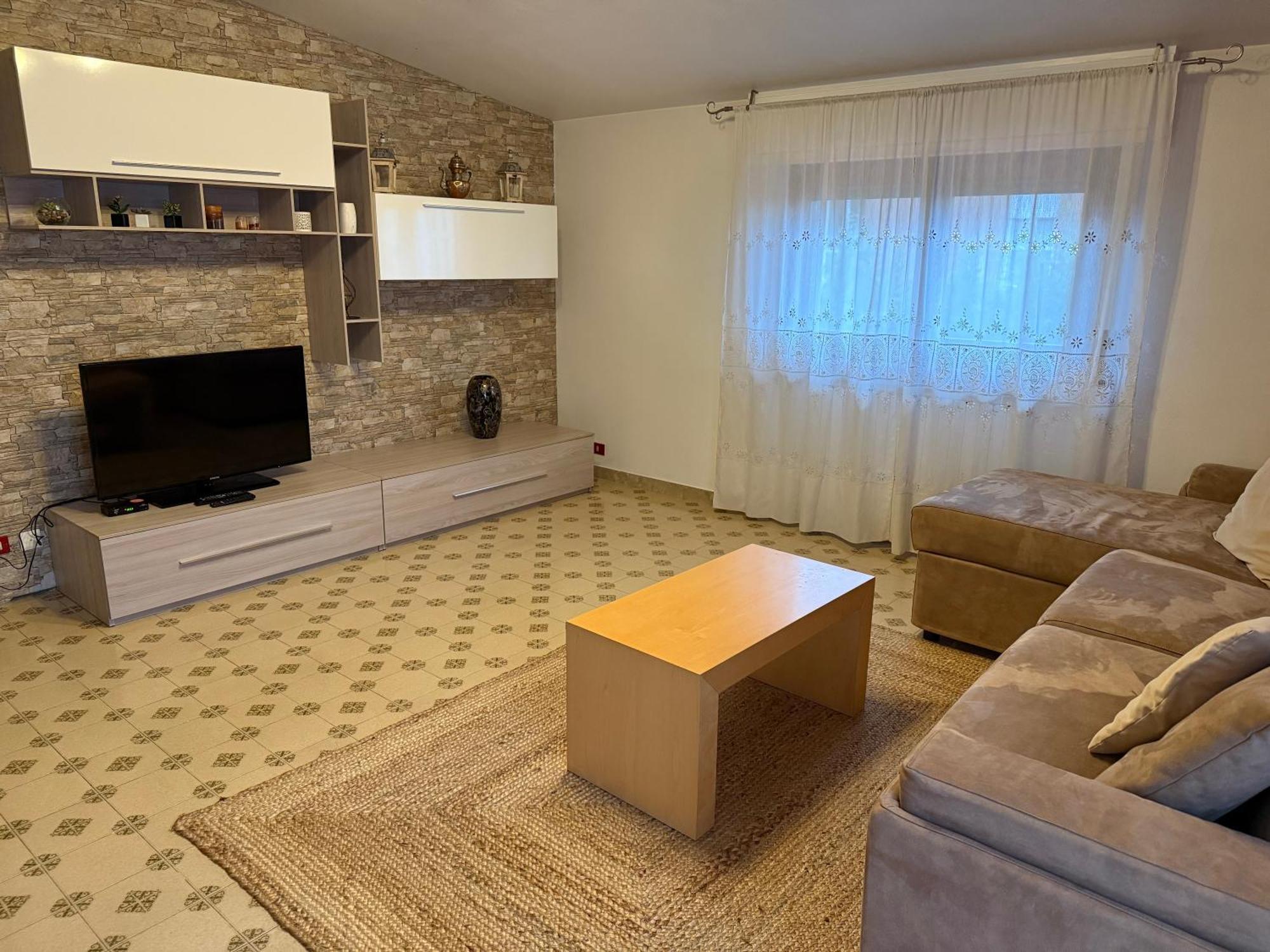 B&B Villa Mirella Casnate Con Bernate Eksteriør billede